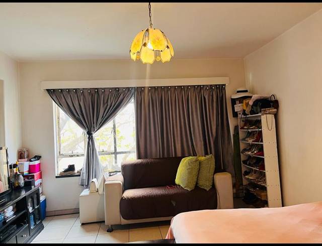 2 BEDROOM APARTMENT FOR SALE IN ESPLANADE